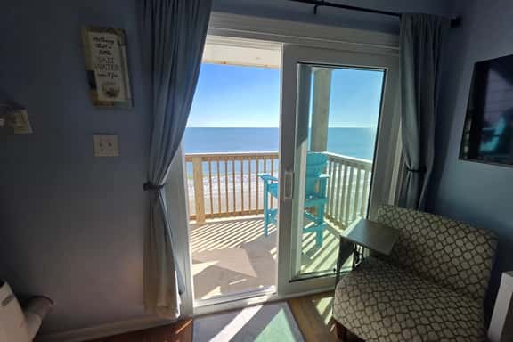 Shore Beats Work - Oceanfront New Balcony 3rd Flr - Image 1