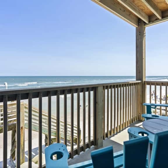 Feel the Sea Breezes - Image 1