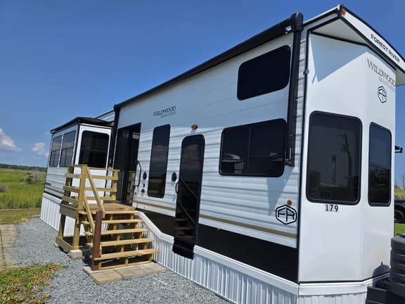 Glamping Soundside - Image 1